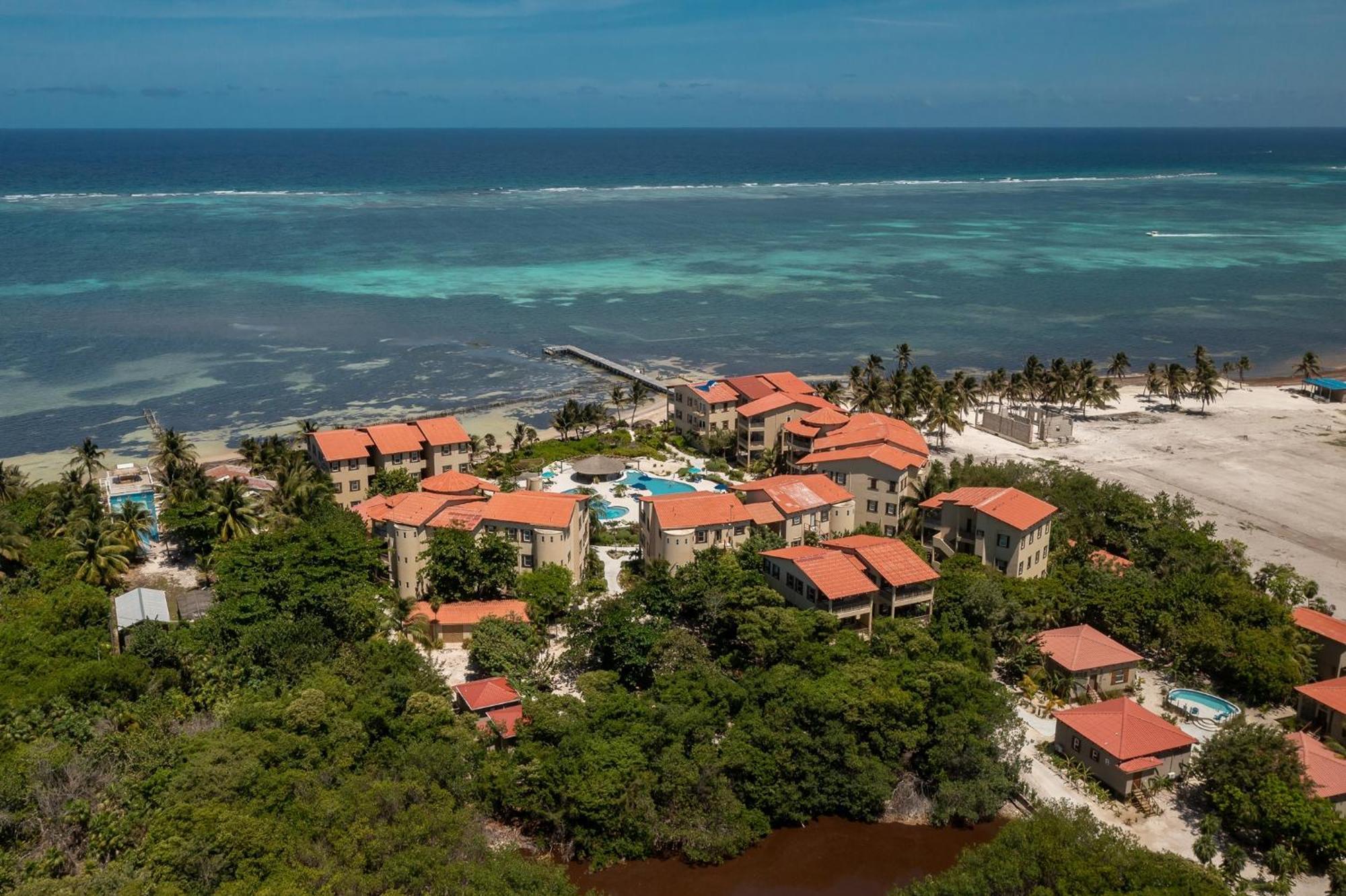 Residences At Barrier Reef 4C Oceanview 2 Bedroom By Stay Floreo San Pedro  Bagian luar foto