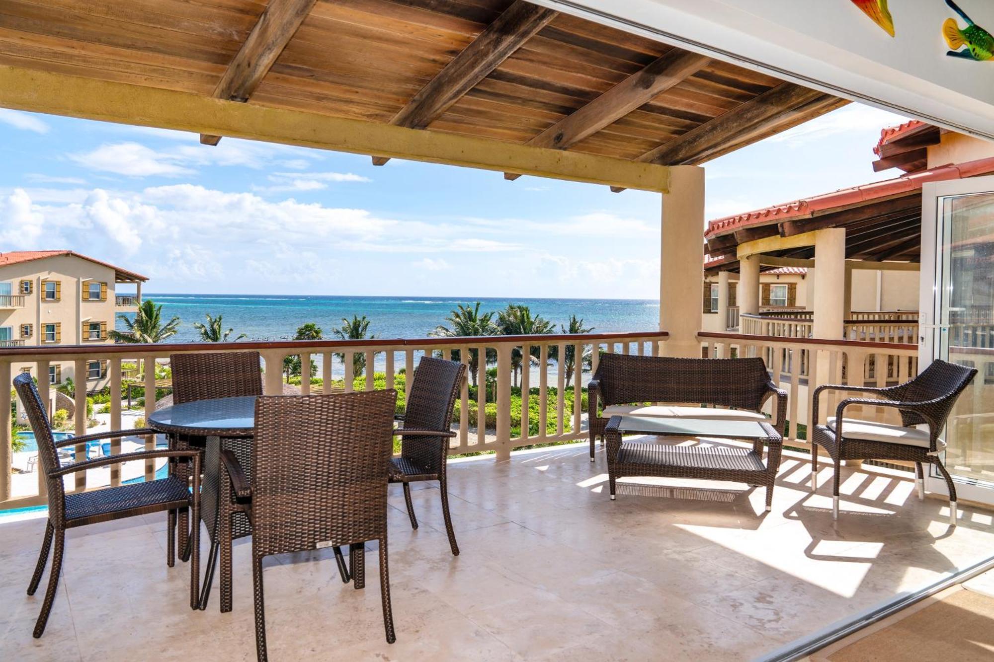Residences At Barrier Reef 4C Oceanview 2 Bedroom By Stay Floreo San Pedro  Bagian luar foto